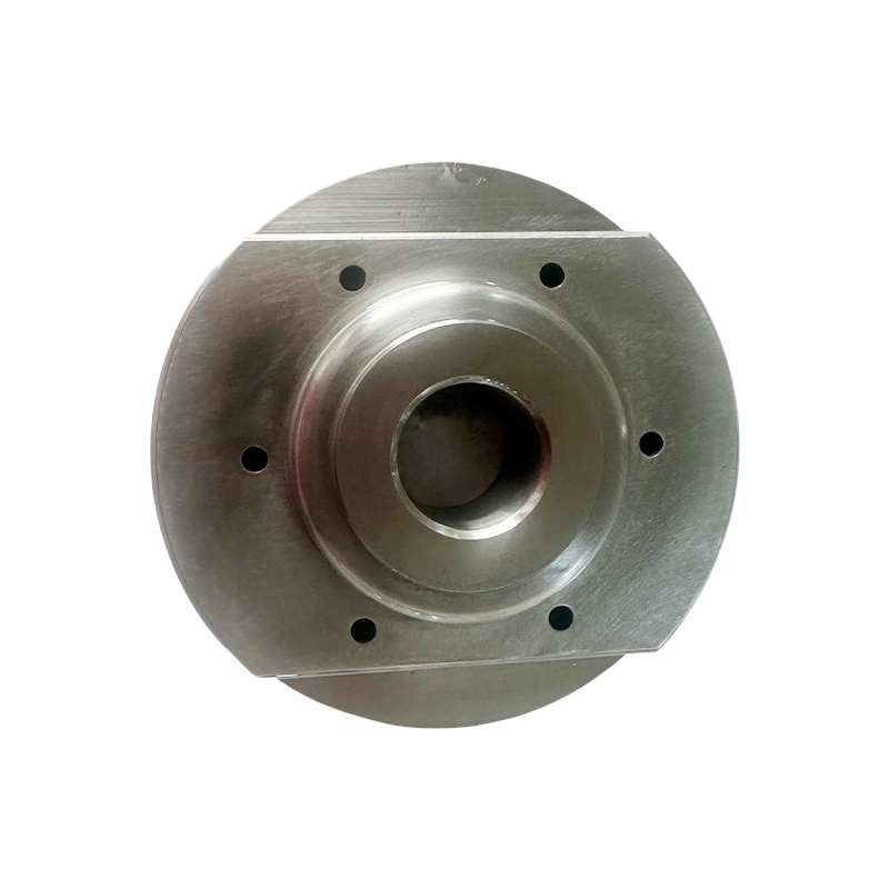 How can ferrule head molds reduce internal stress during the forming process of steel parts?